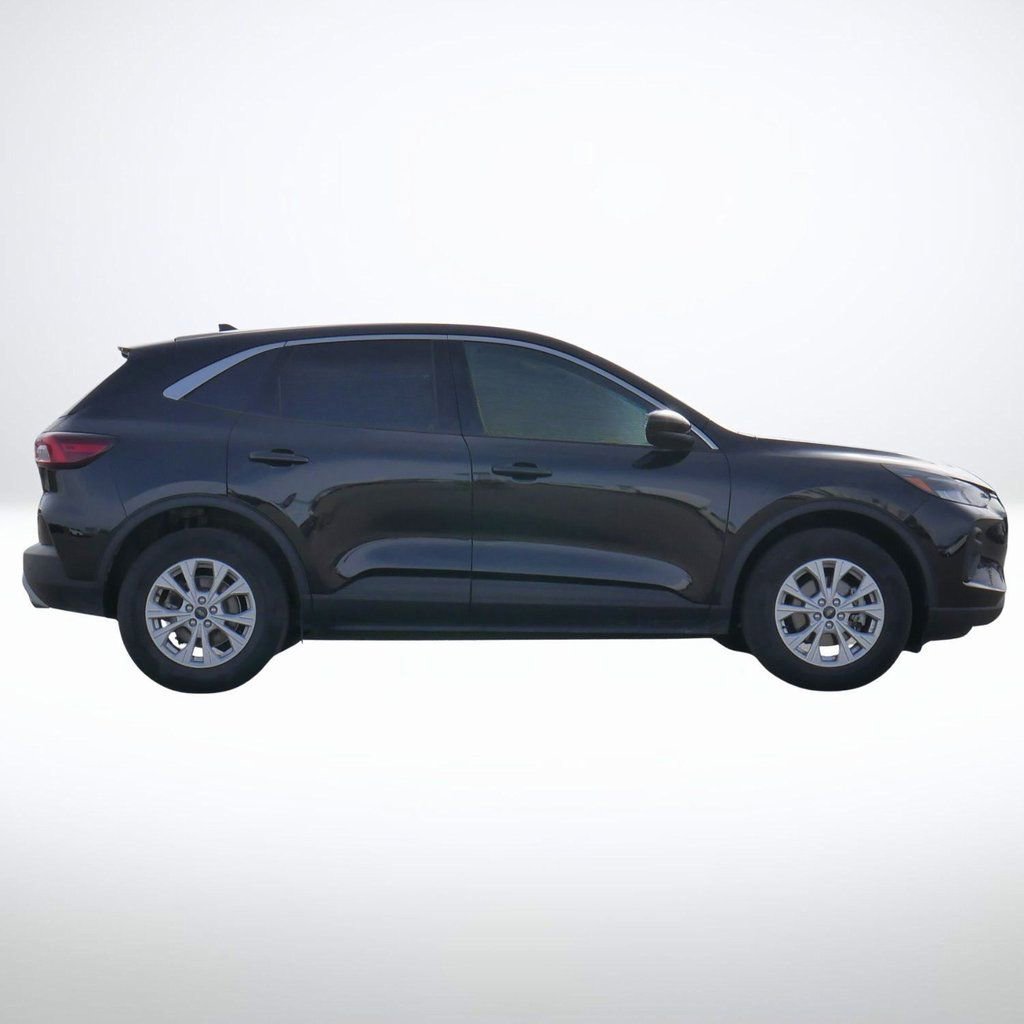 Used 2023 Ford Escape Active w/ Tech Pack #2 image 5