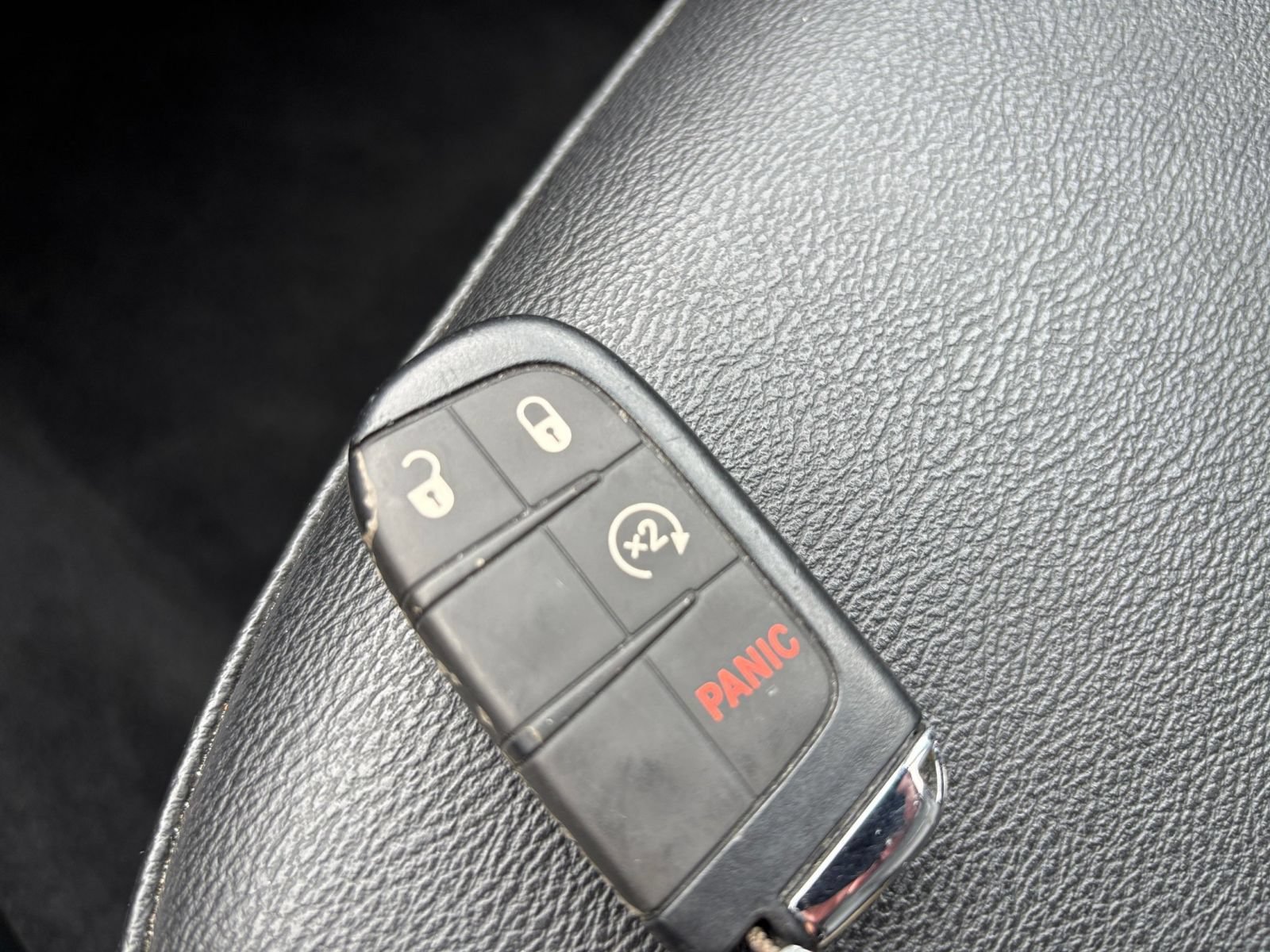 Used 2025 Jeep Compass Limited AWD/4WD image 25