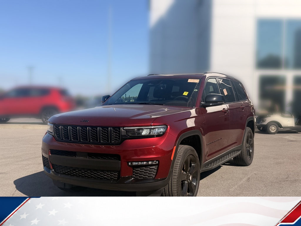 Used 2025 Jeep Grand Cherokee L Limited AWD/4WD image 2