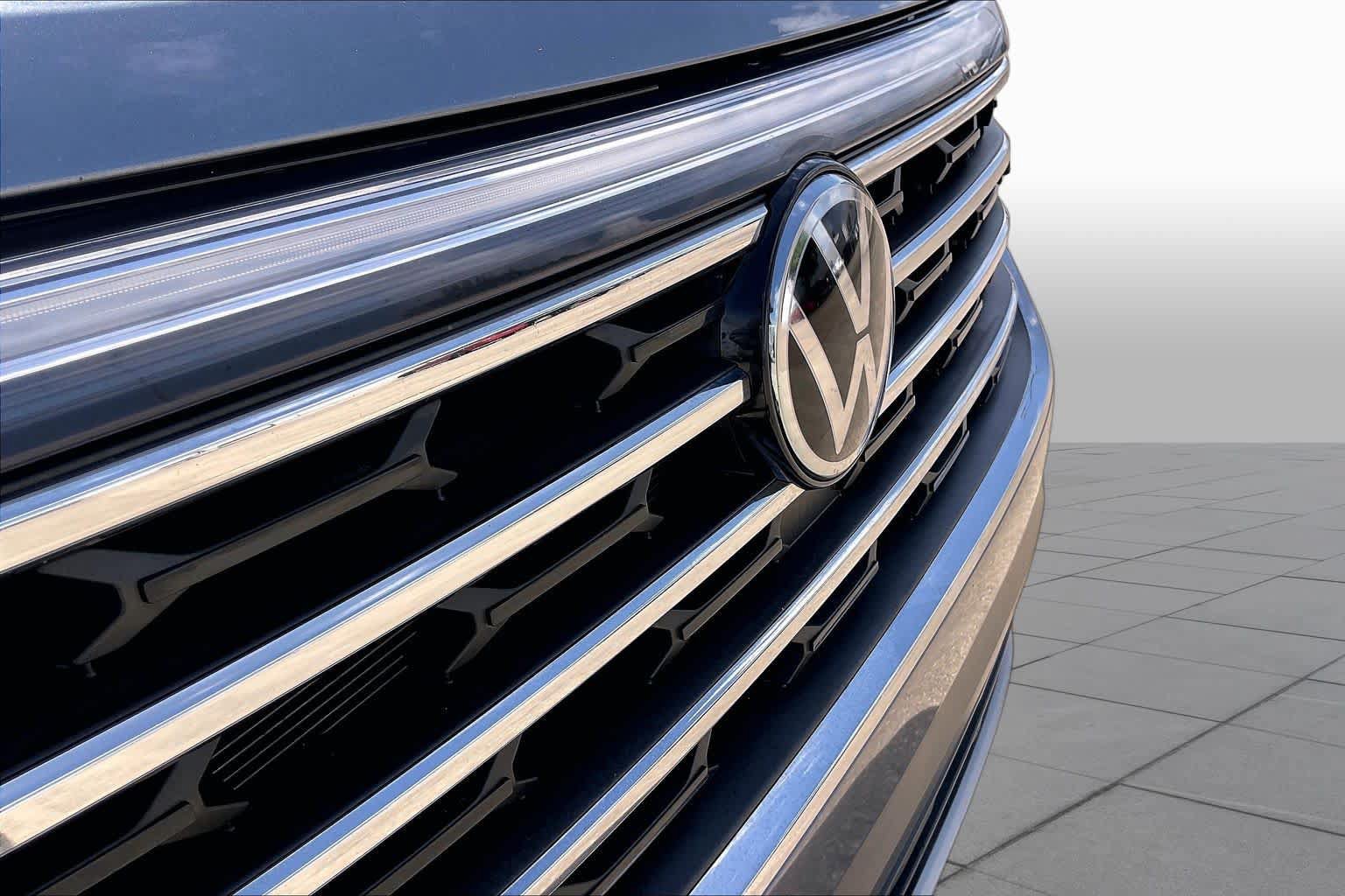 Used 2025 Volkswagen Atlas SE FWD image 55