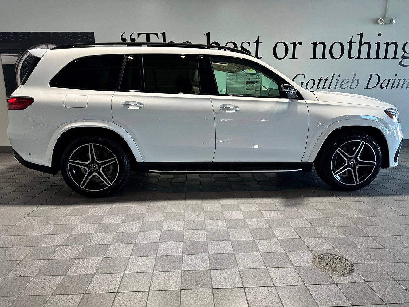 New 2026 Mercedes-Benz GLS 450 4MATIC image 3