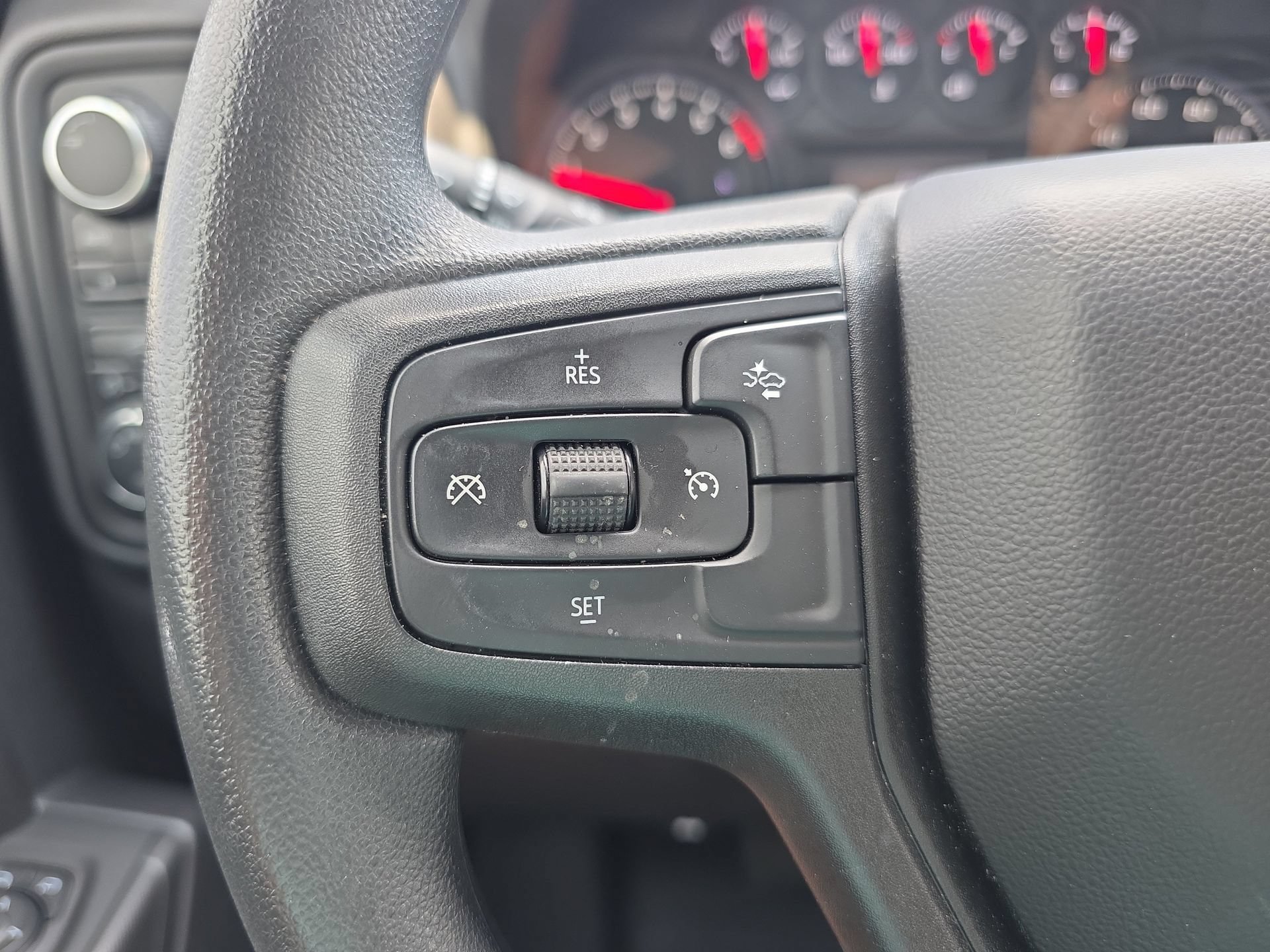 Used 2025 Chevrolet Silverado 1500 Custom Trail Boss AWD/4WD image 19