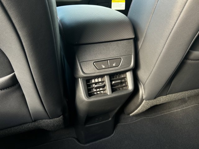 New 2027 Chevrolet Equinox RS w/ Safety and Technology Package AWD/4WD image 19
