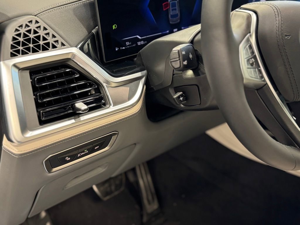 New 2026 BMW ALPINA XB7 image 19