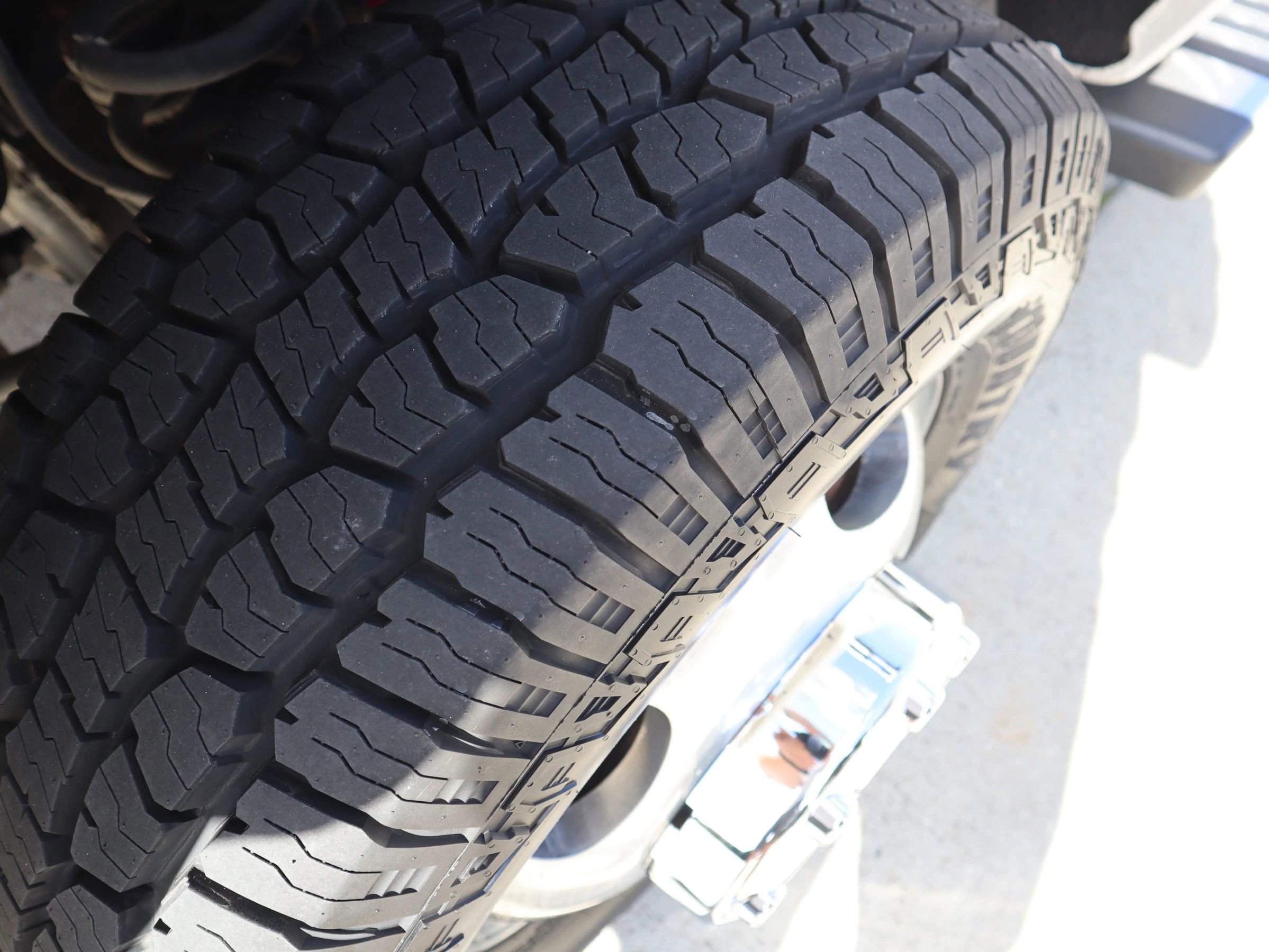 Used 2015 Ford F350 King Ranch w/ King Ranch w/Chrome Package image 11