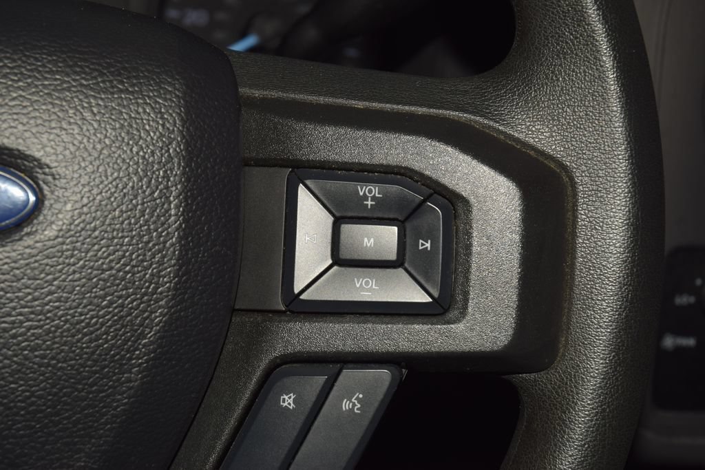 Used 2023 Ford E-450 and Econoline 450 Super Duty w/ Power Windows & Locks Group RWD image 25