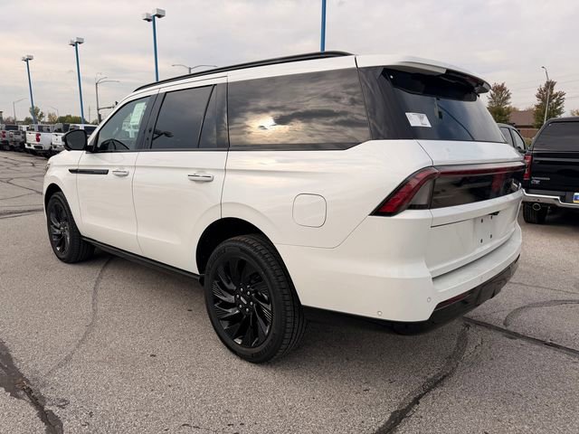 New 2025 Lincoln Navigator Reserve w/ Jet Appearance Package image 8