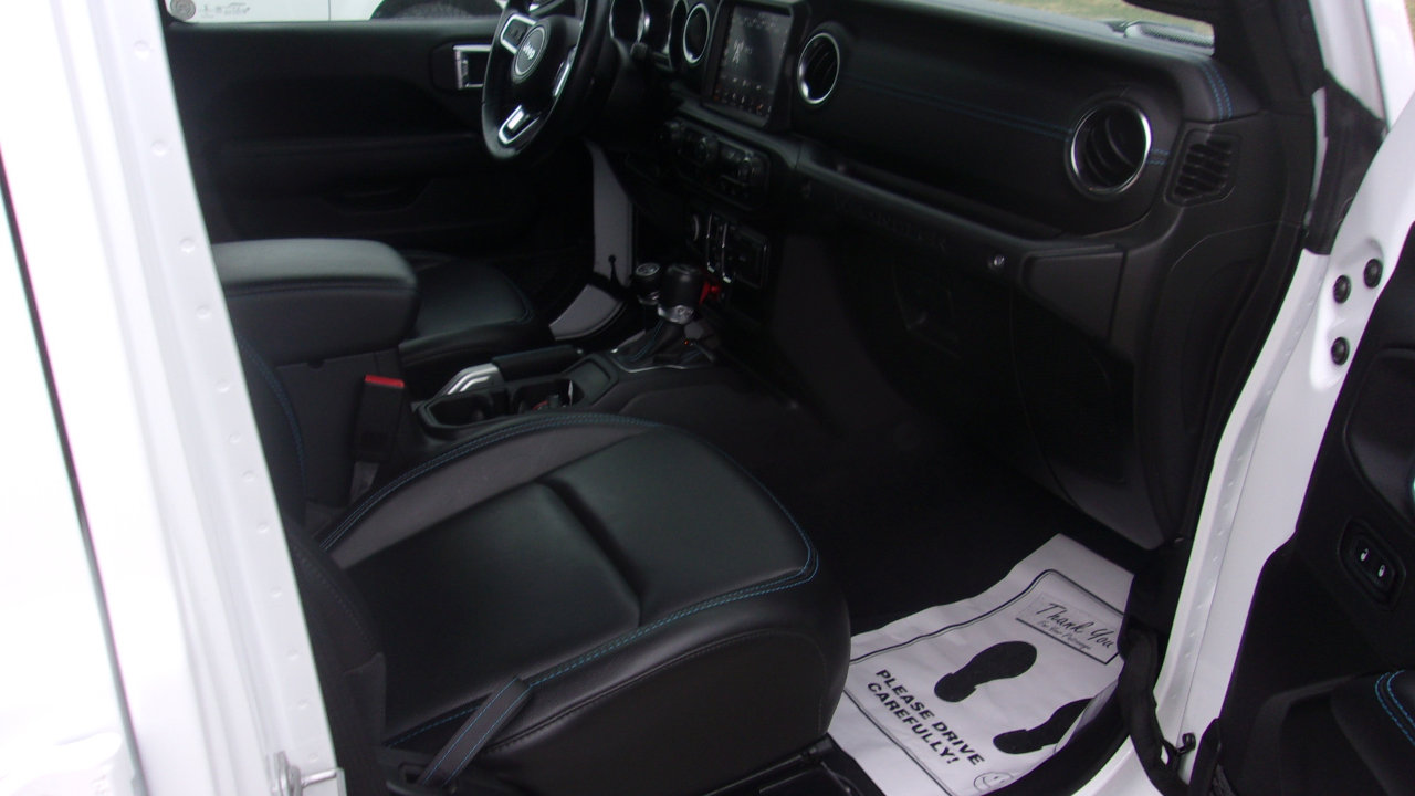 Used 2021 Jeep Wrangler Unlimited Rubicon 4xe w/ Safety Group image 5