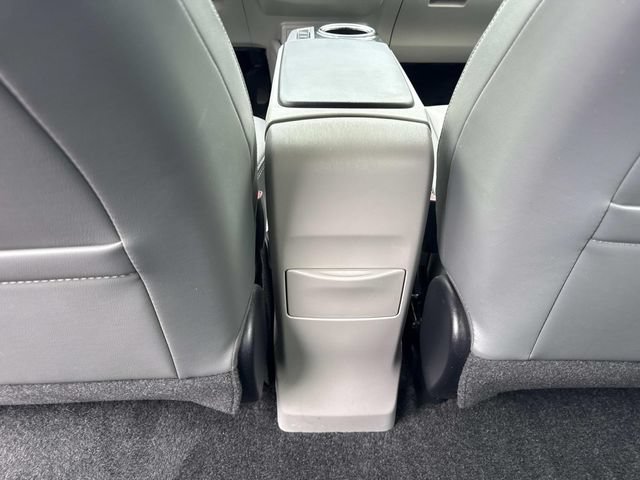 Used 2017 Toyota Prius V Four FWD image 16