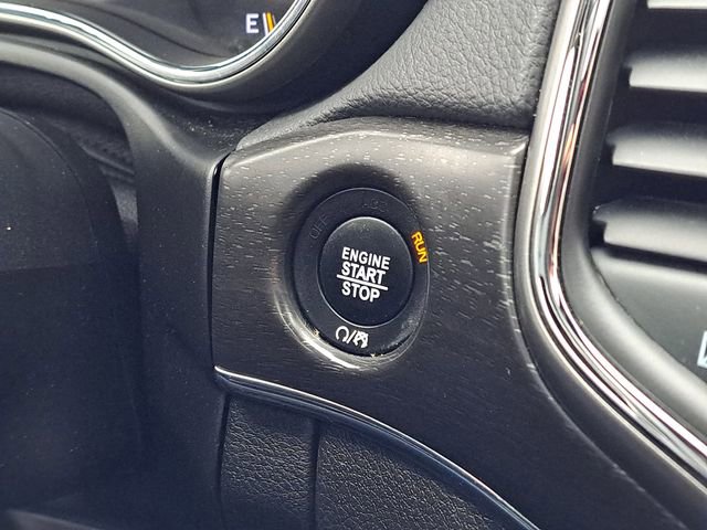 Used 2018 Jeep Grand Cherokee Limited image 15