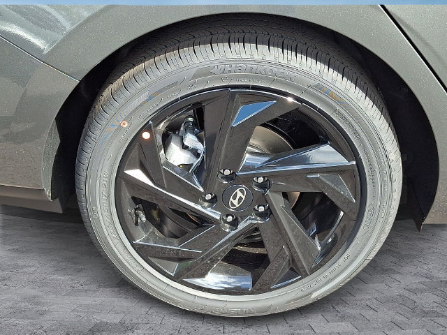 New 2026 Hyundai Elantra SEL Sport FWD image 5