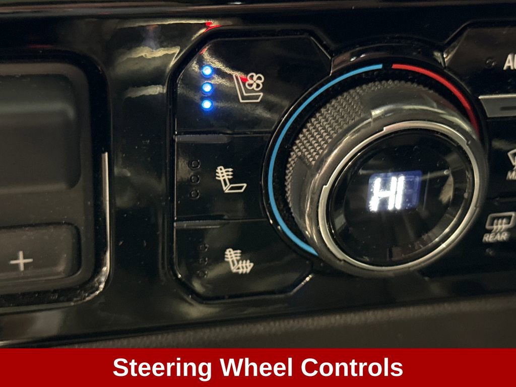 Used 2023 Chevrolet Silverado 1500 High Country w/ High Country Premium Package AWD/4WD image 18