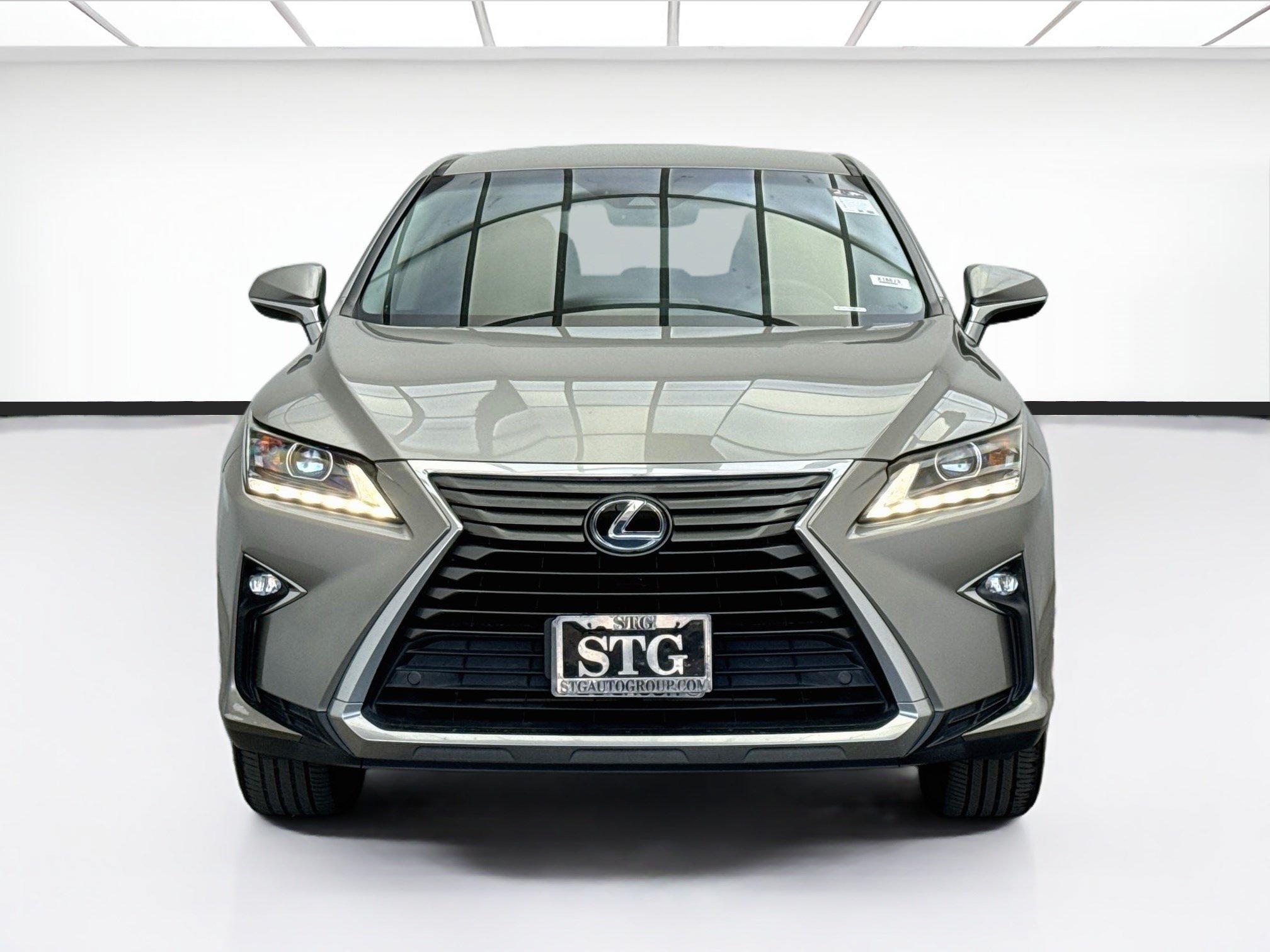 Used 2019 Lexus RX 350 AWD w/ Accessory Package image 2