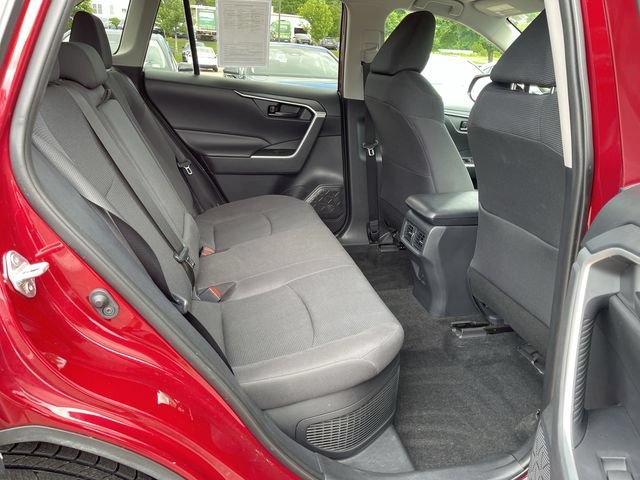 Certified 2020 Toyota RAV4 LE AWD/4WD image 21