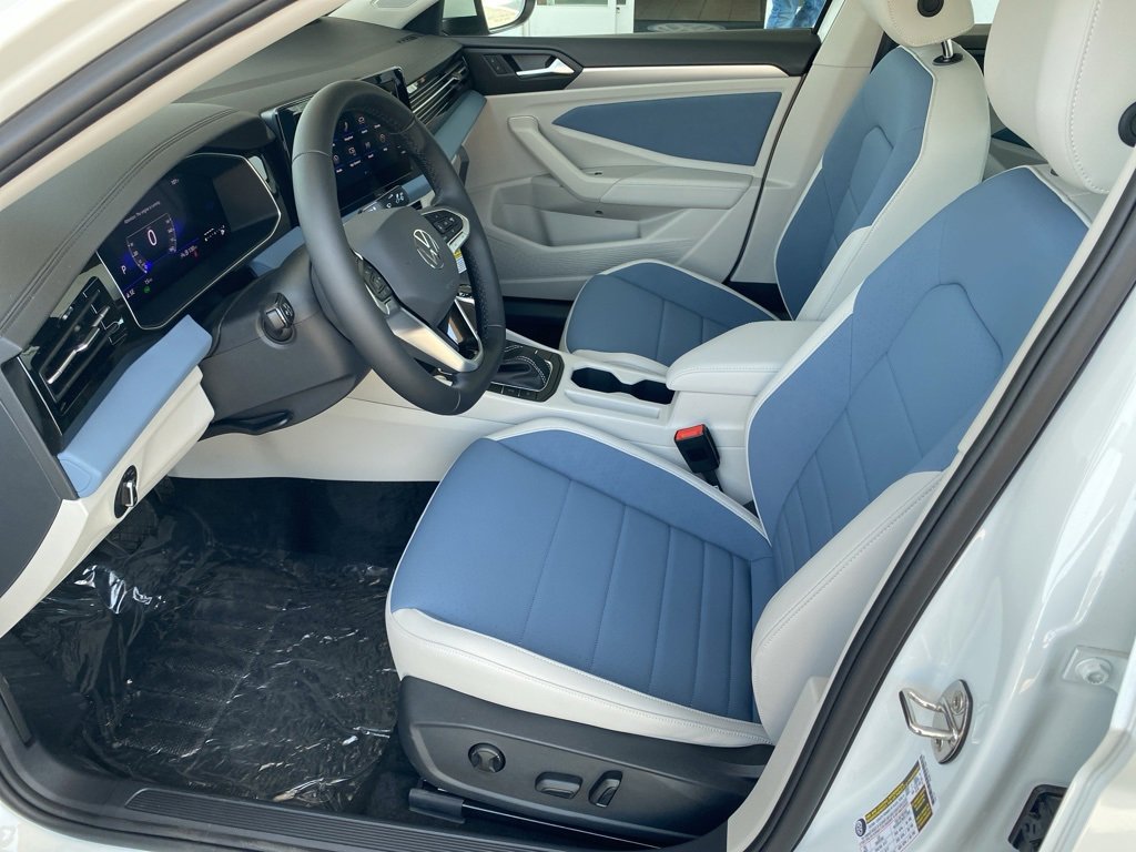 New 2025 Volkswagen Jetta SE image 20