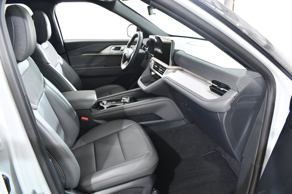 New 2027 Ford Explorer Active w/ Active Comfort Package AWD/4WD image 10