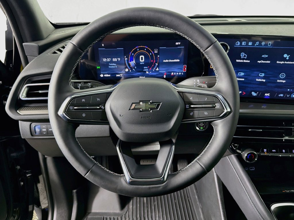 New 2026 Chevrolet Traverse LT w/ Midnight/Sport Edition AWD/4WD image 11
