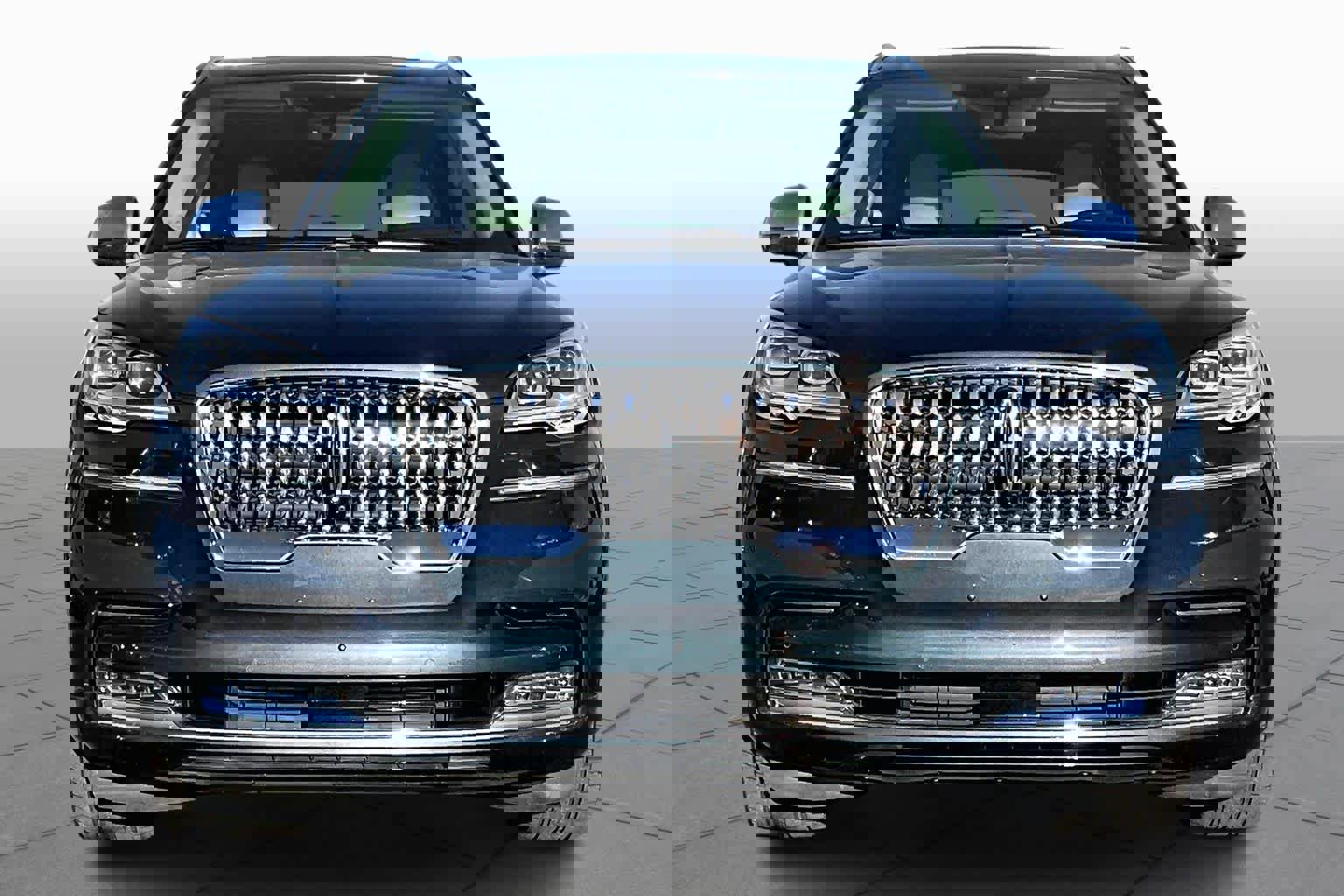 Used 2020 Lincoln Aviator Black Label w/ Dynamic Handling Package image 4