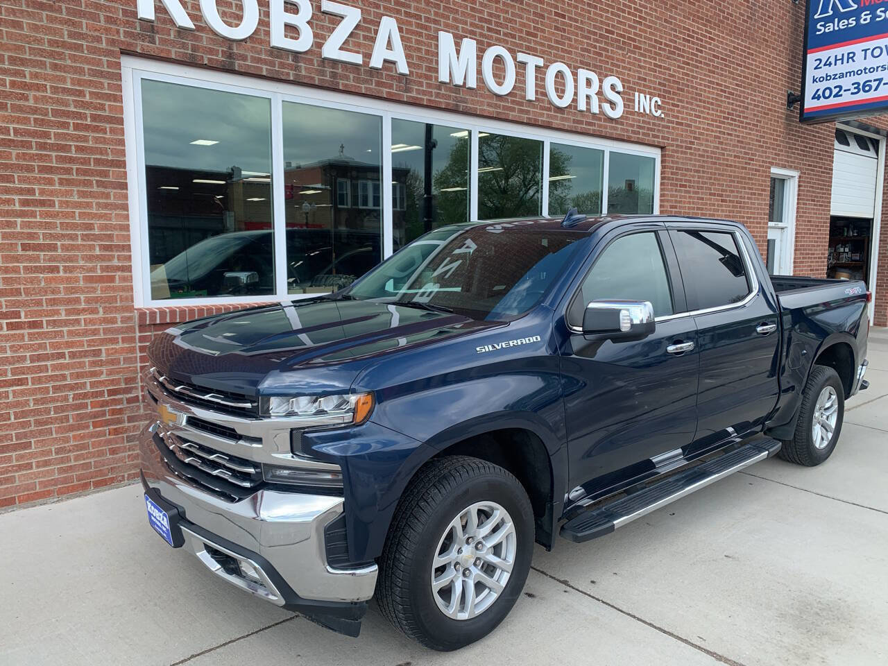 Used 2020 Chevrolet Silverado 1500 LTZ image 3