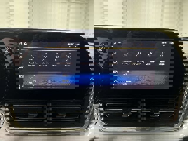 Certified 2025 Chevrolet Trax LT w/ LT Convenience Package image 13