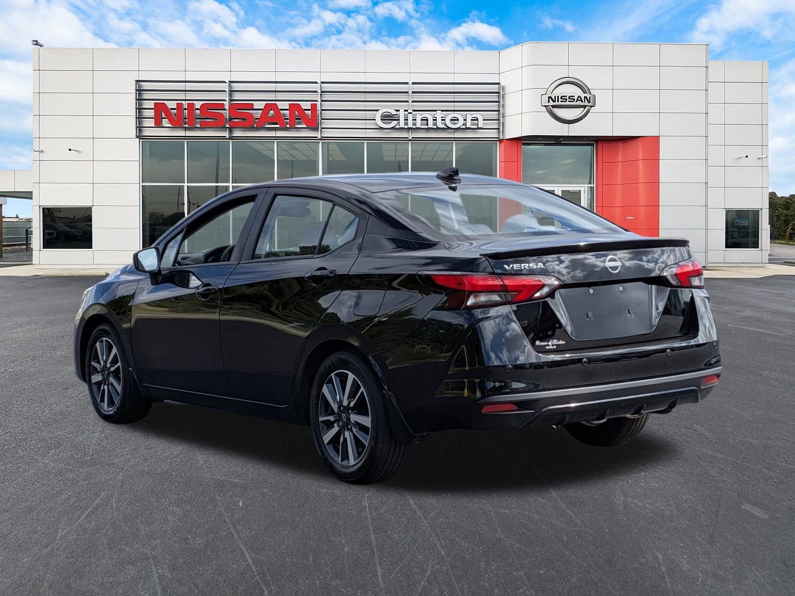 New 2025 Nissan Versa SV w/ Trunk Package image 5