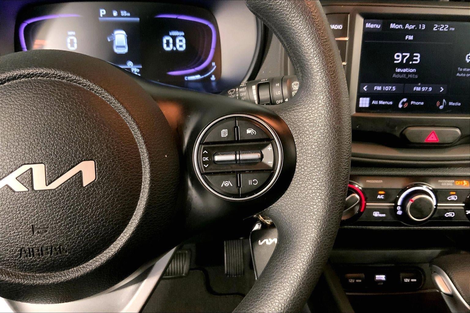 Used 2025 Kia Soul LX FWD image 19