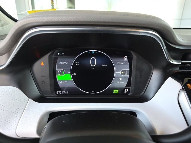 Used 2023 Chevrolet Bolt EUV Premier FWD image 25