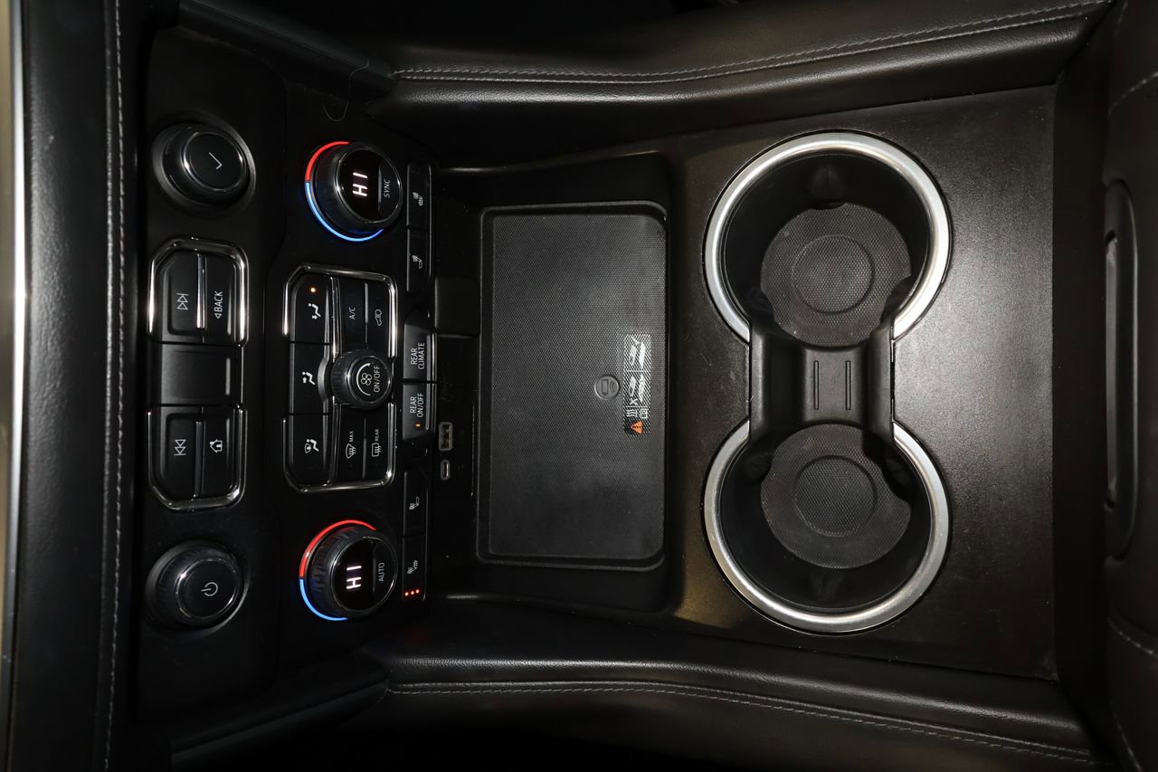 Used 2021 Chevrolet Tahoe LT w/ LT Signature Package image 15