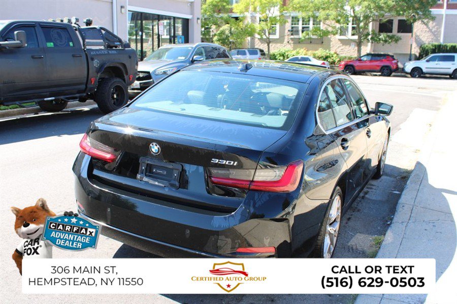 Used 2025 BMW 330i Sedan RWD image 5