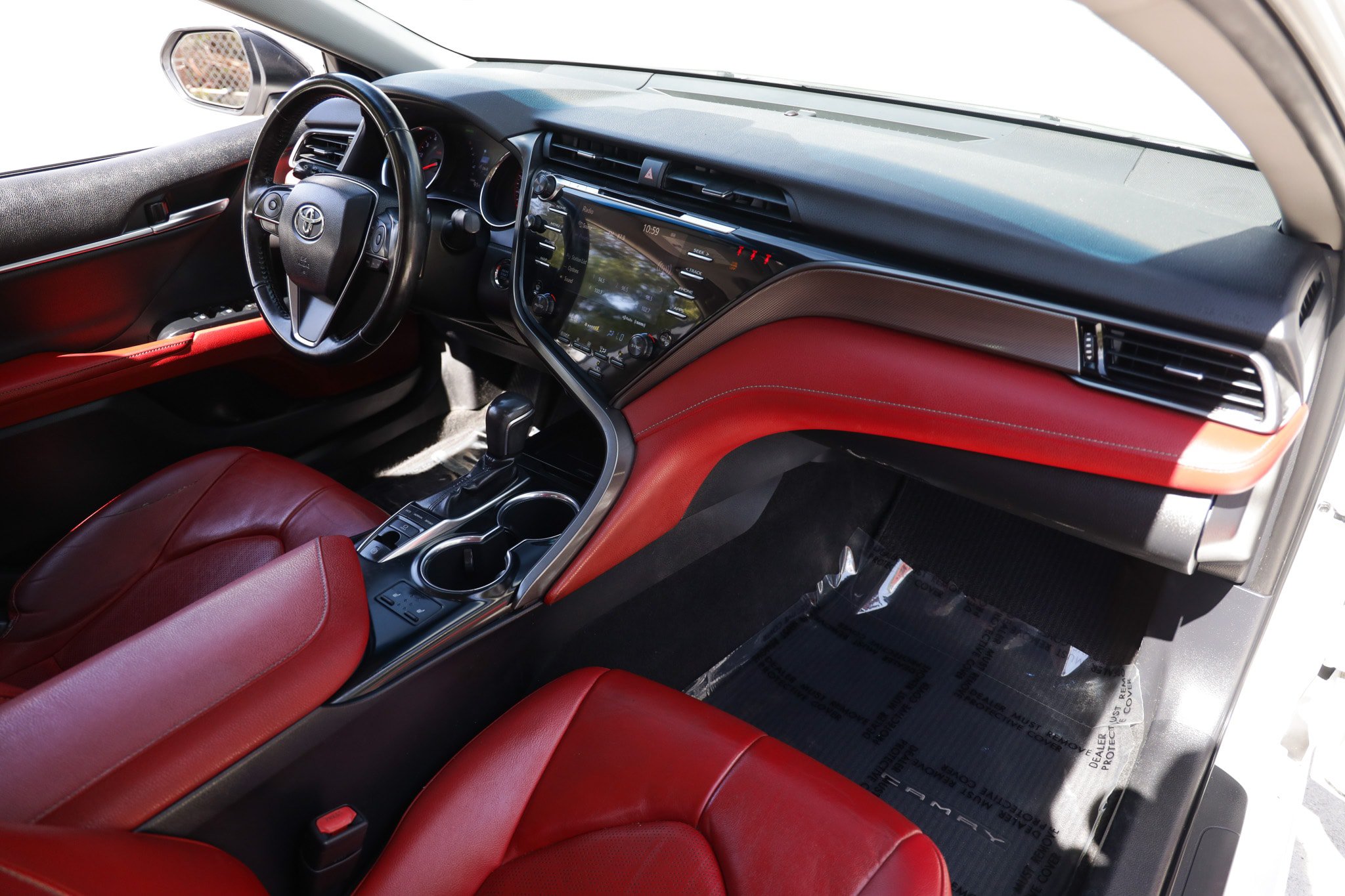 Used 2019 Toyota Camry XSE FWD image 19