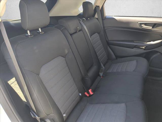 Used 2024 Ford Edge SE w/ Black Appearance Package AWD/4WD image 19