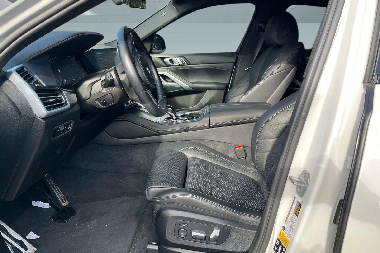Used 2023 BMW X6 xDrive40i w/ M Sport Package AWD/4WD image 3