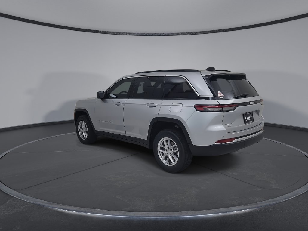 New 2026 Jeep Grand Cherokee Laredo X AWD/4WD image 11