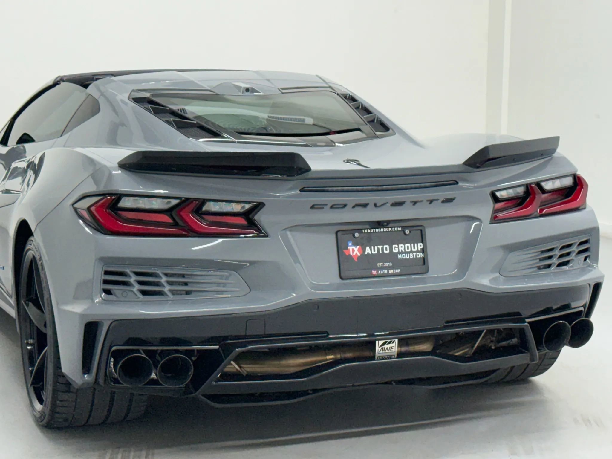 Used 2025 Chevrolet Corvette E-Ray w/ ZER Performance Package image 31