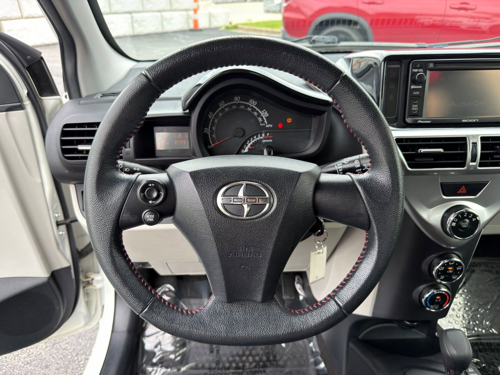 Used 2014 Scion iQ image 15