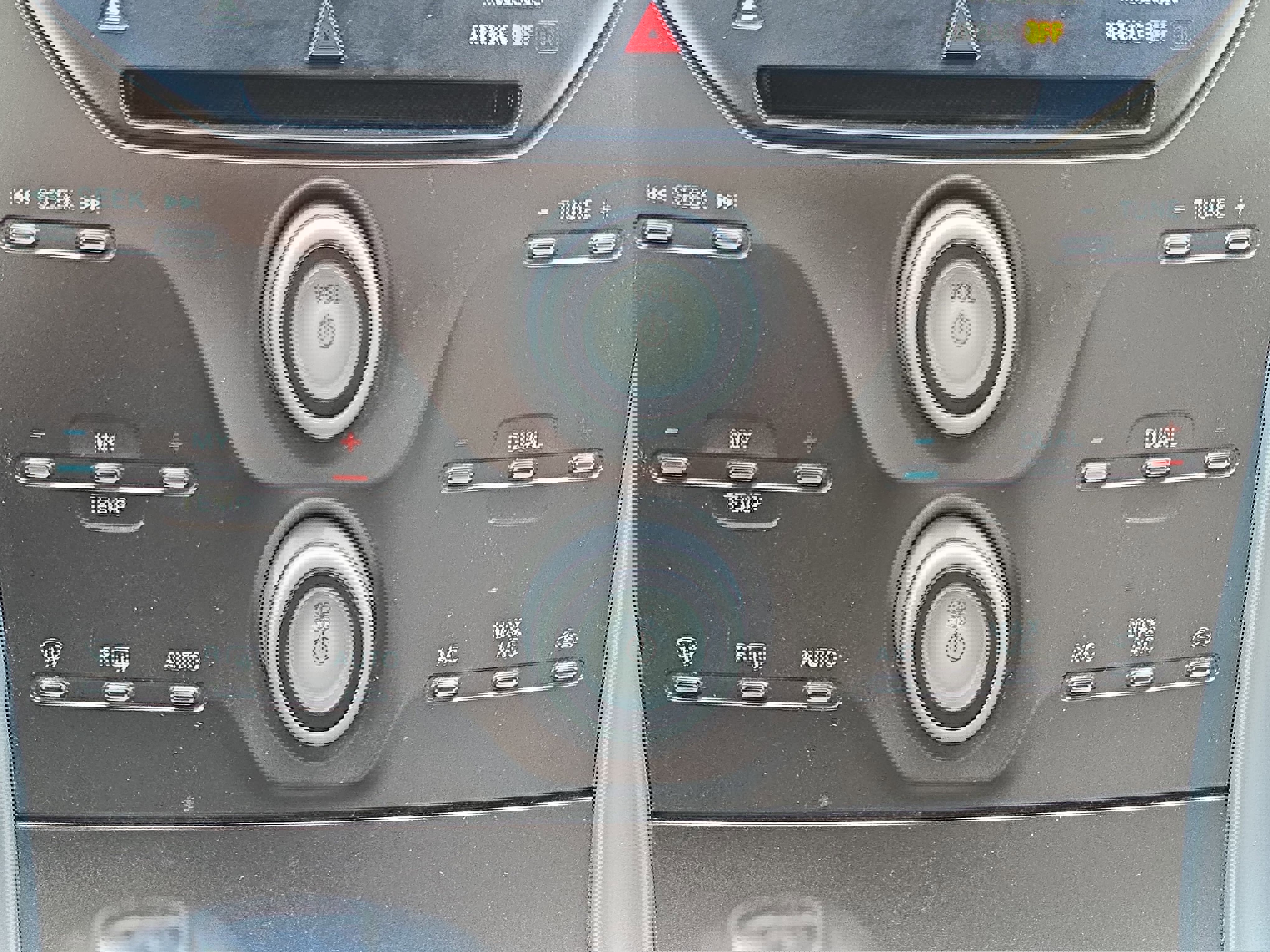 Used 2013 Ford Edge SEL image 23