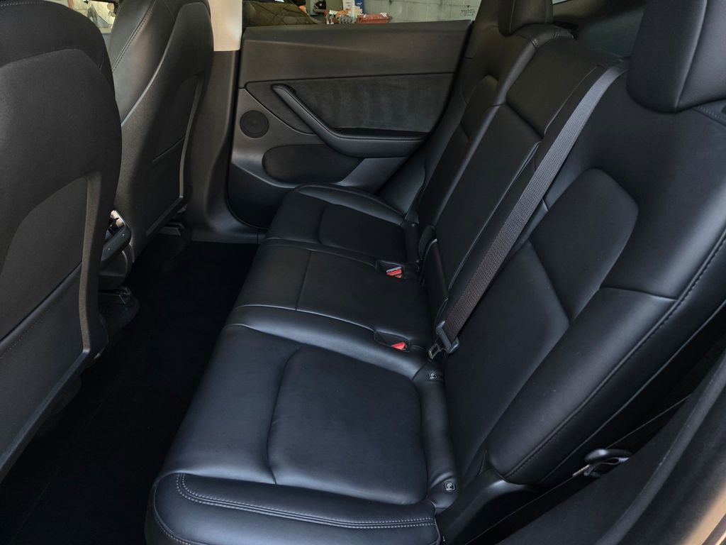 Used 2020 Tesla Model Y Long Range AWD/4WD image 13