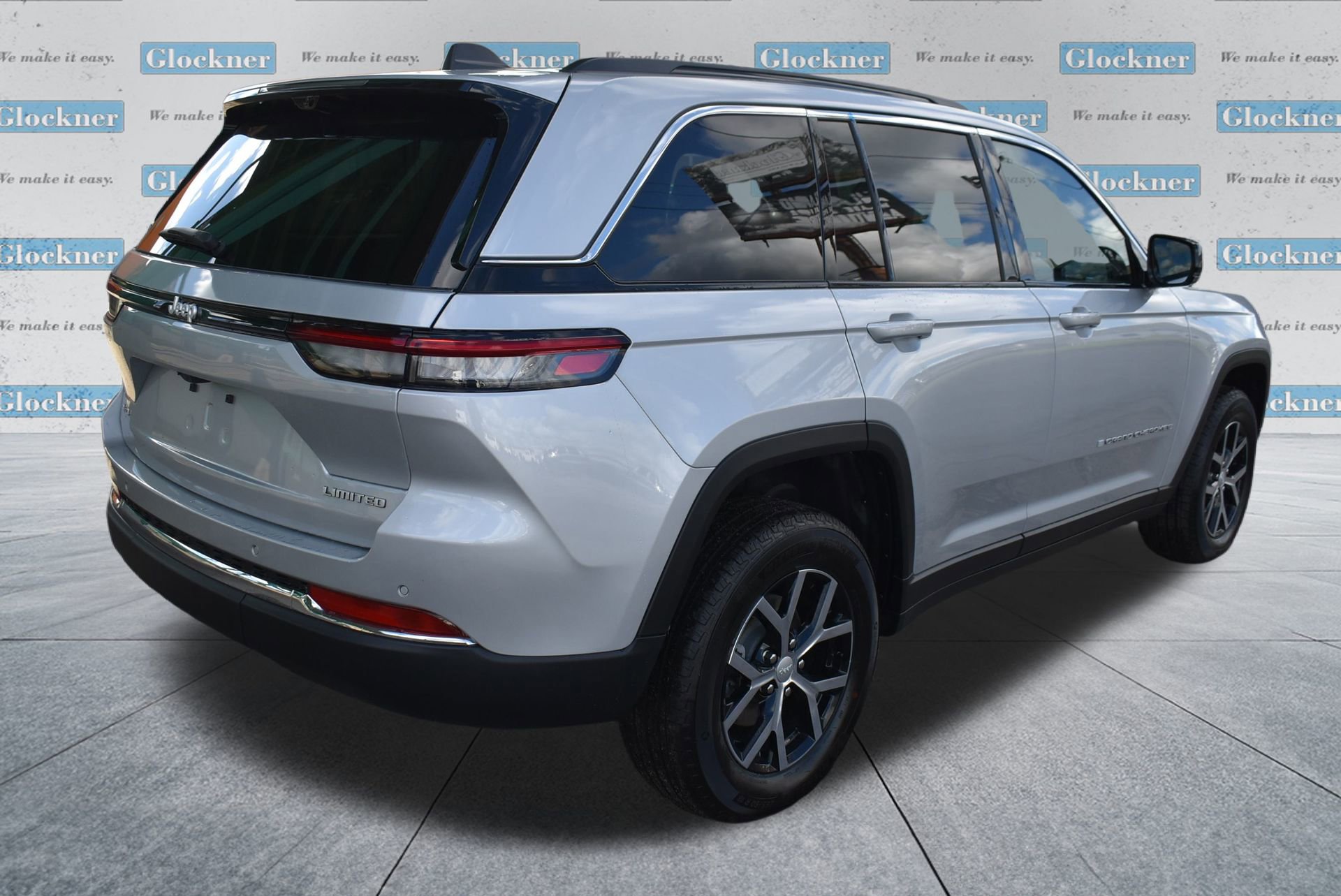 New 2025 Jeep Grand Cherokee Limited w/ Trailer Tow Package image 6