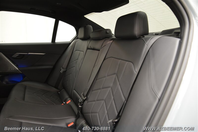 Used 2026 BMW 530i w/ M Sport Package RWD image 27