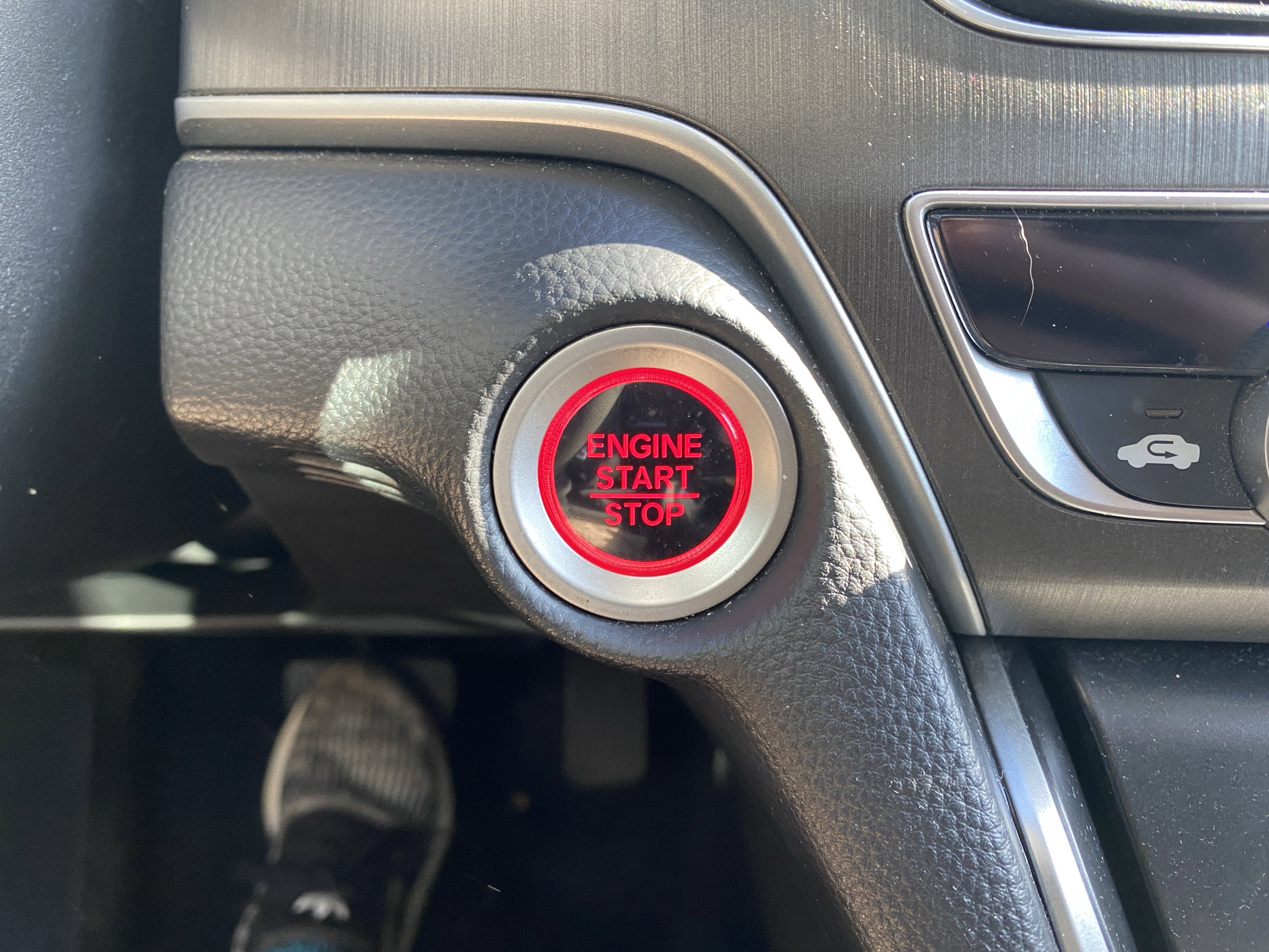 Used 2018 Honda Accord LX image 16