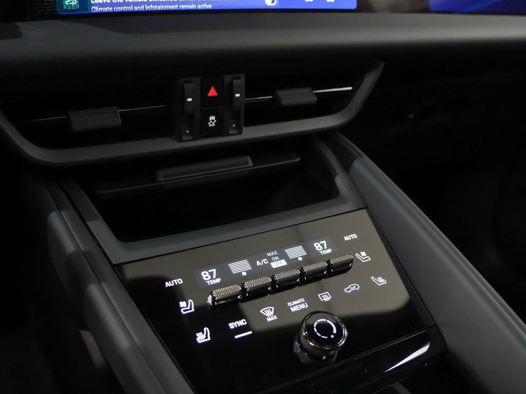 New 2025 Porsche Macan Turbo Electric image 33