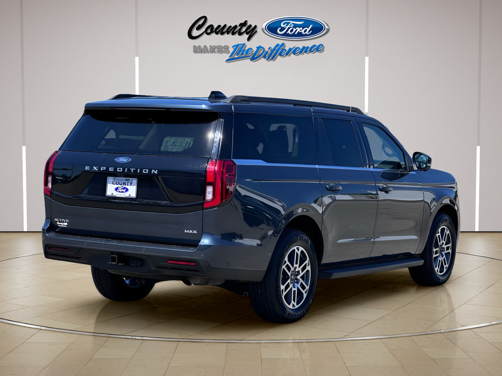 Used 2025 Ford Expedition Max Active RWD image 8