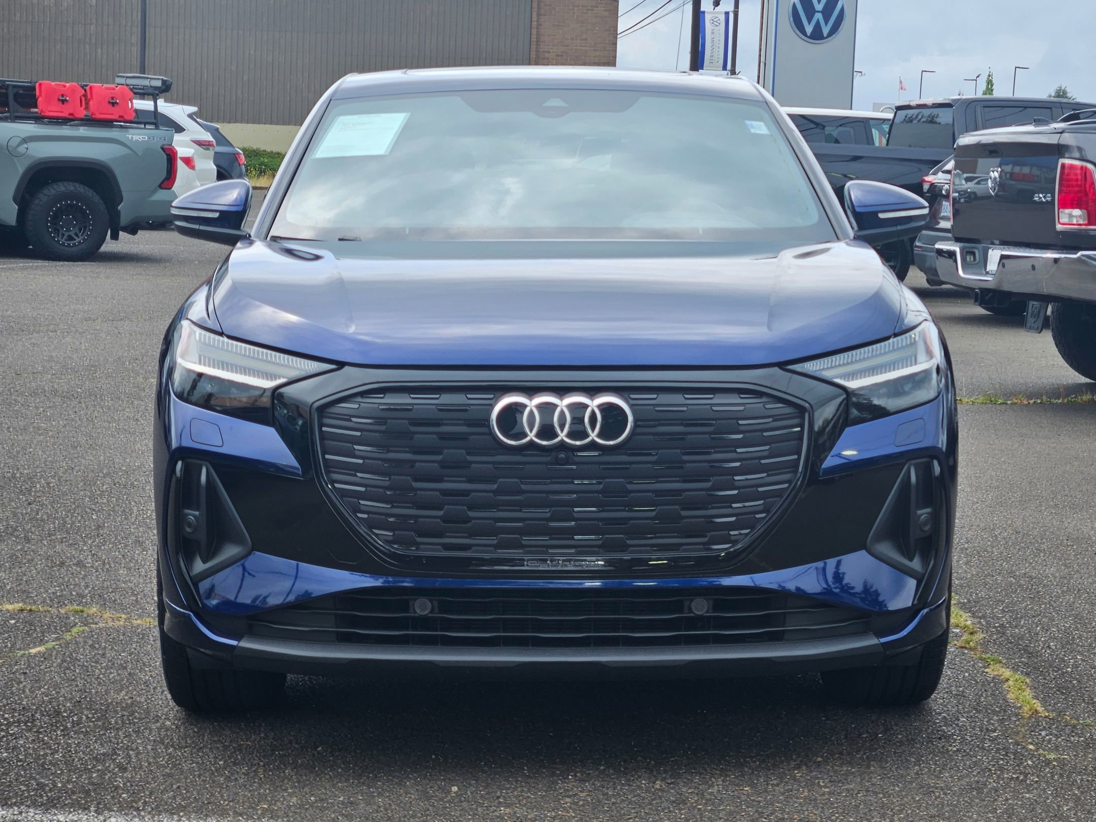 Used 2023 Audi Q4 e-tron Prestige w/ Black Optic Package AWD/4WD image 8