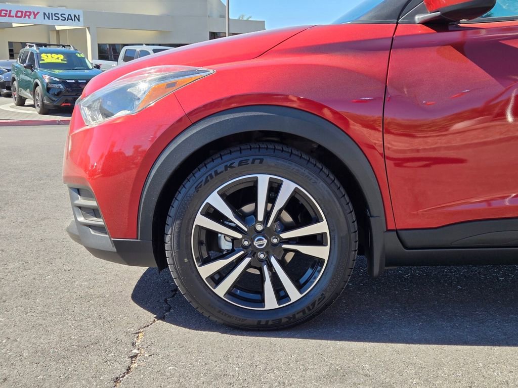 Used 2020 Nissan Kicks SV w/ Exterior Package FWD image 9