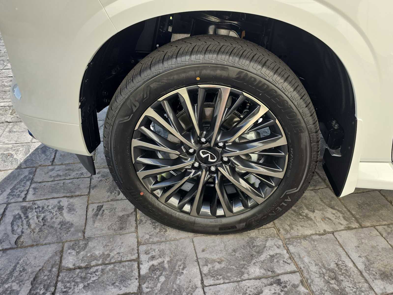 New 2026 INFINITI QX80 Autograph w/ Autograph Exterior Package image 11