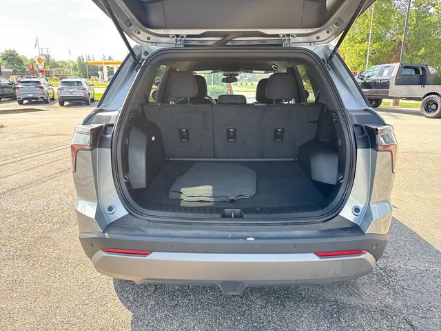 Used 2026 Chevrolet Equinox LT FWD image 24