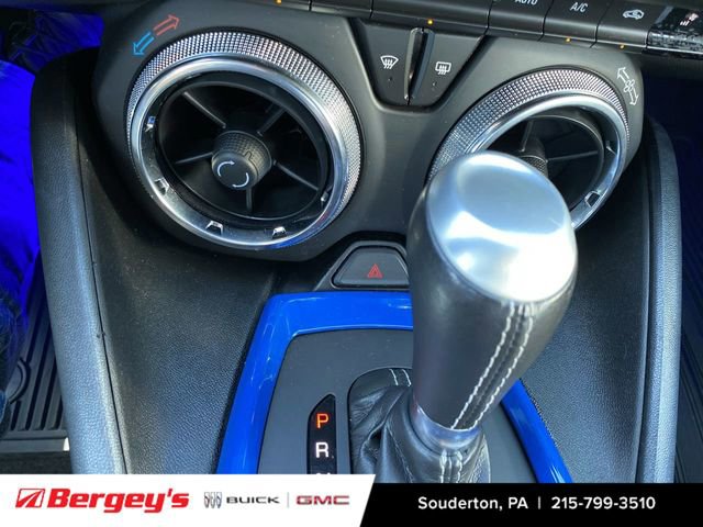 Used 2021 Chevrolet Camaro LT RWD image 17