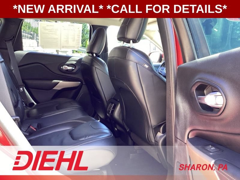 Used 2017 Jeep Cherokee Limited AWD/4WD image 12