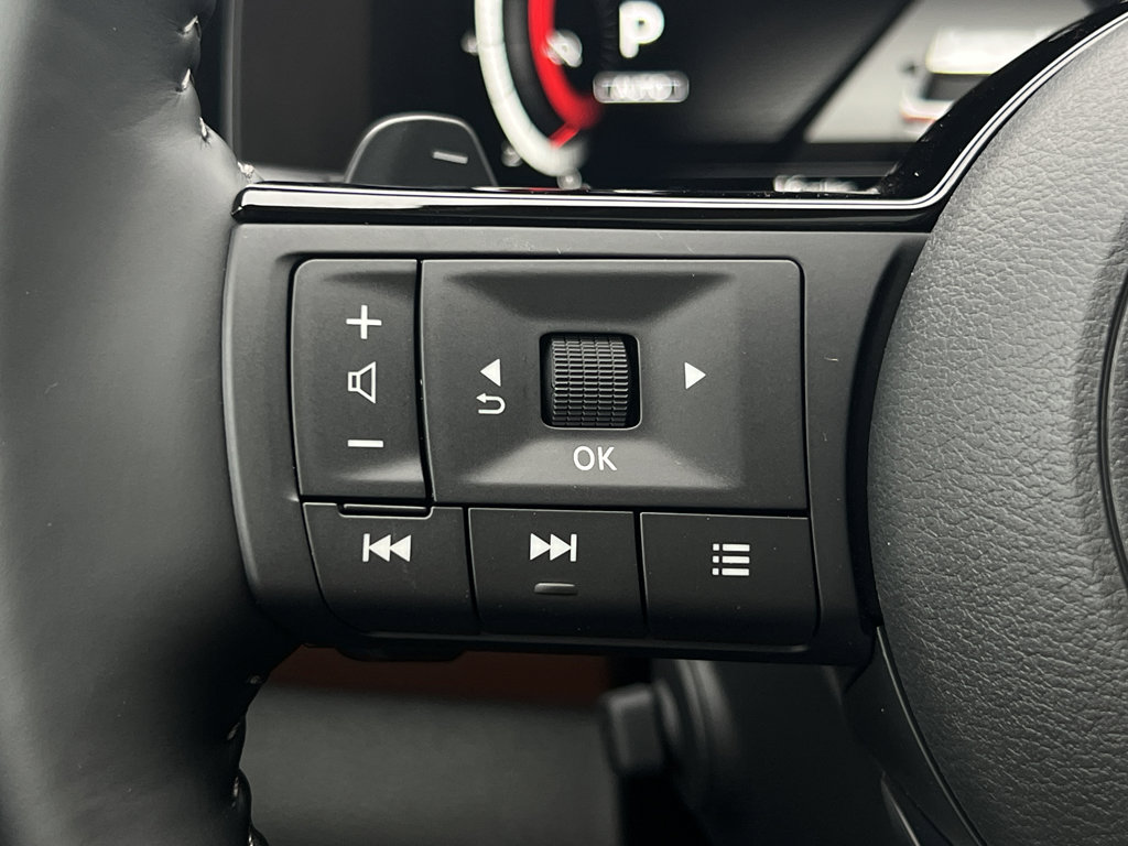 New 2025 Nissan Pathfinder Platinum image 33