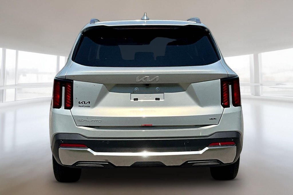 New 2026 Kia Sorento S w/ S Panoramic Sunroof Package AWD/4WD image 4